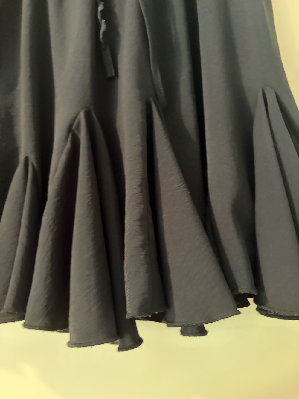 JODIFL Black Knee-Length Circle Skirt with Ruffled Hem Size S - Picture 5 of 5